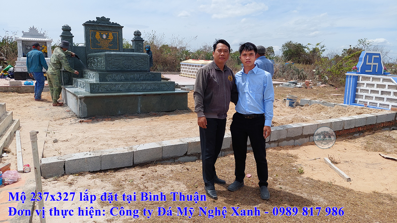 Lắp Đặt Mộ Đá Xanh Rêu Tại Bình Thuận